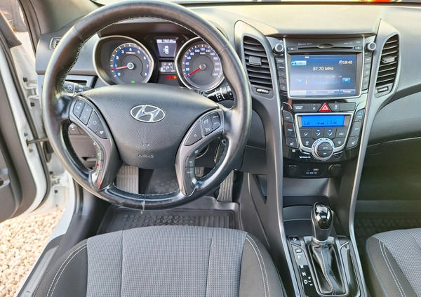 Hyundai I30 cena 39999 przebieg: 189300, rok produkcji 2016 z Nasielsk małe 667